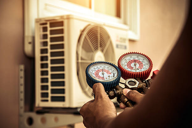 Professional Ac Installation technician working in Wheeler, IN